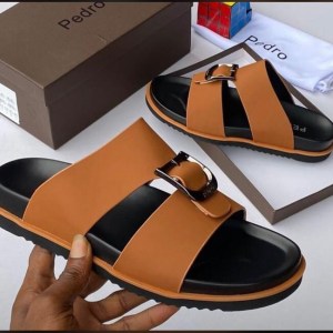 Mens leather slippers