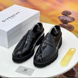 Men Shoes