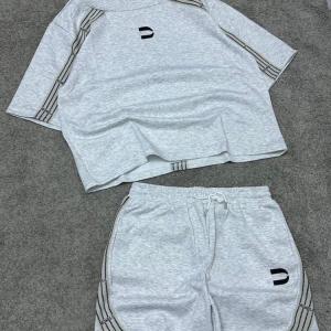 Summer outdoor girls wear (gray)